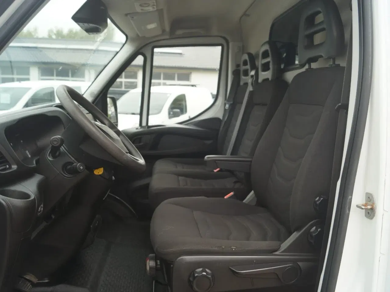 Billede 10 - Iveco Daily 2,3 35S15 12m³ Van