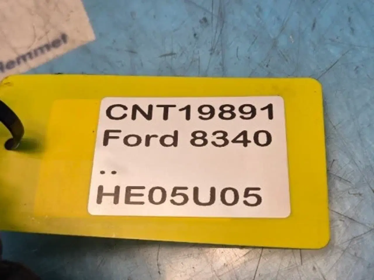 Billede 13 - Ford 8340 Holder F0NN7A432AA