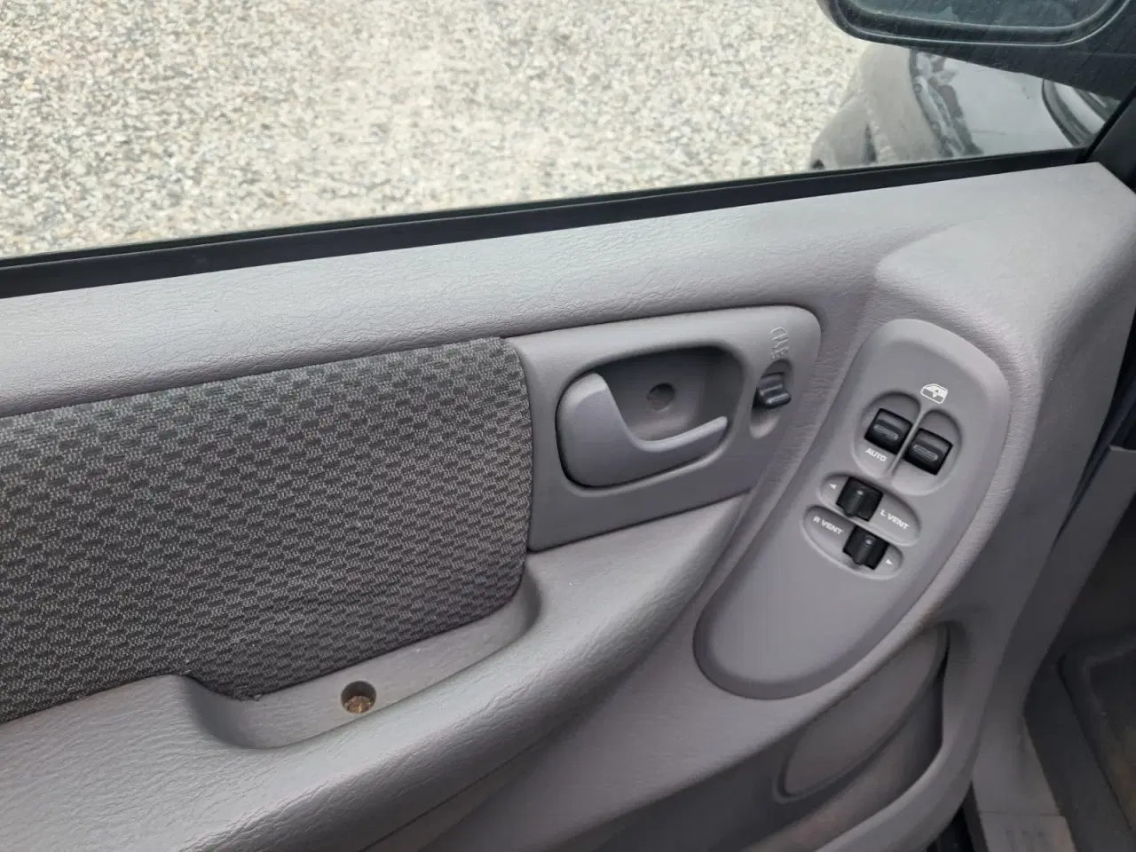 Billede 9 - Chrysler Voyager 2,4 SE