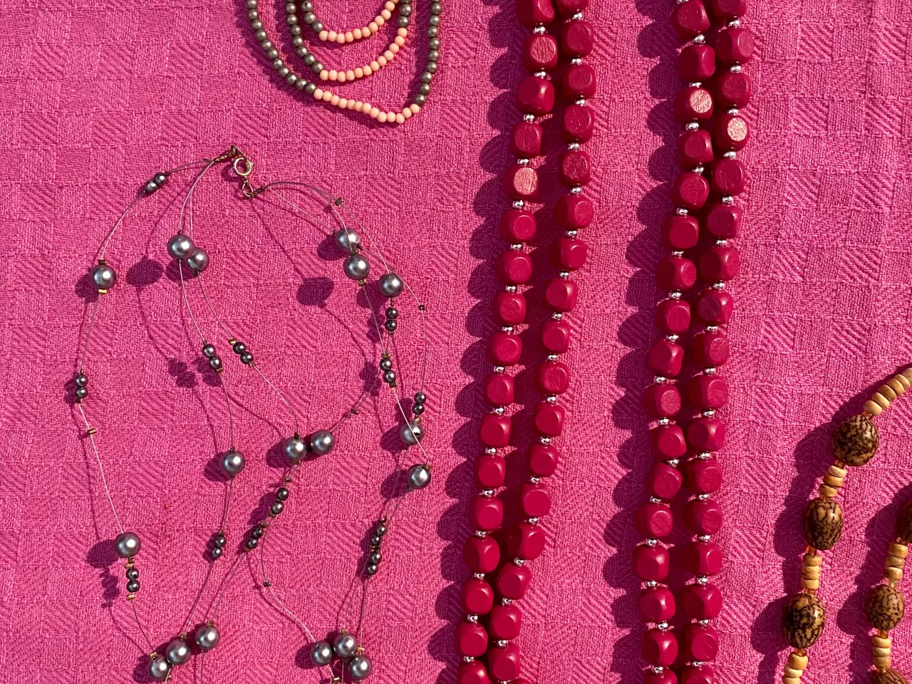 Billede 5 - Flotte halskæder med perler