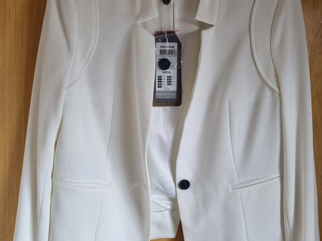 Billede 1 - Kort jakke fra Garcia jeans NY
