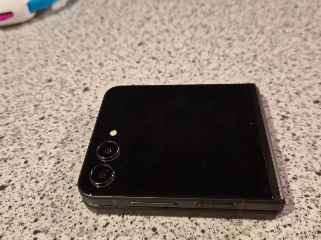 Billede 3 - Samsung Z Flip 5, 512 gb