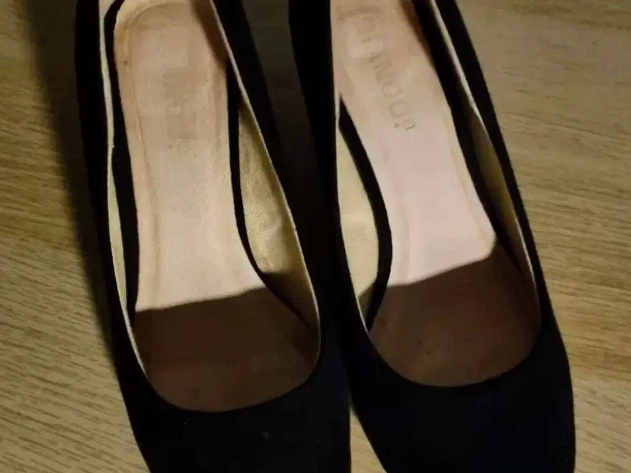 Billede 6 - Elegante pumps i læder/ ruskind