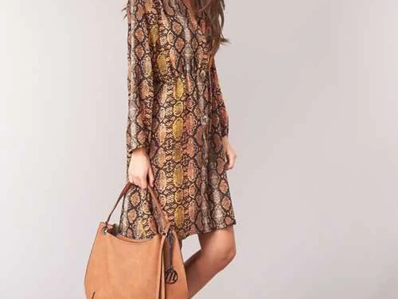 Billede 6 - FLOT KJOLE MED MØSTER 