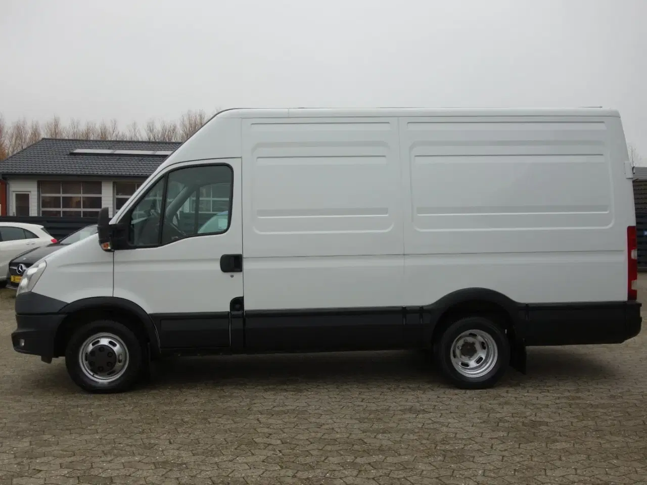 Billede 3 - Iveco Daily 3,0 35C17 12m³ Van