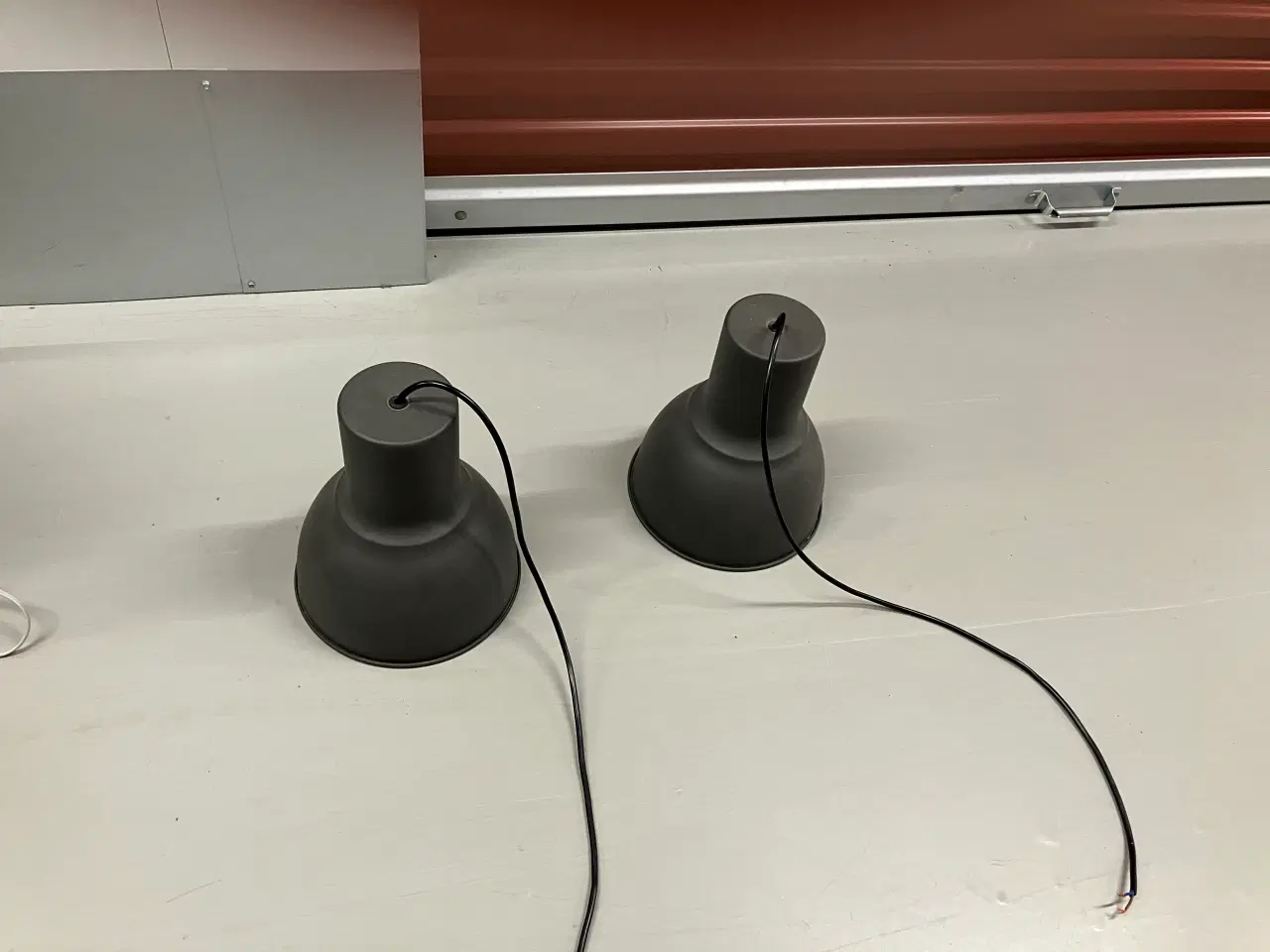 Billede 2 - Grå lamper