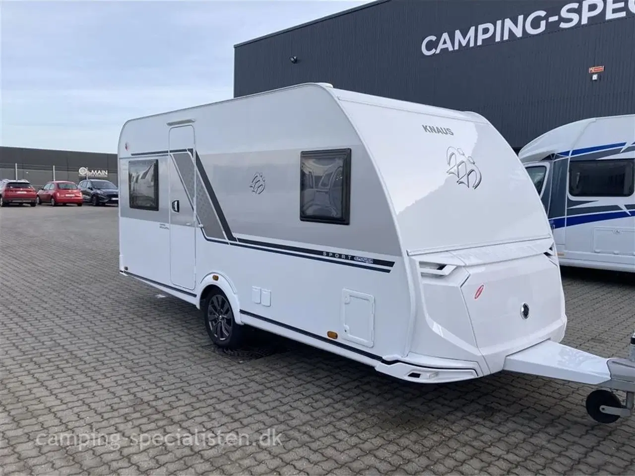 Billede 2 - 2023 - Knaus Sport 450 FU SPORT E POWER SELECTION   NEDSAT SPAR KR. 29.700,- Knaus sport 450 FU E-Power 2023 - Dobbelt seng - kan nu ses  hos camping-specialisten