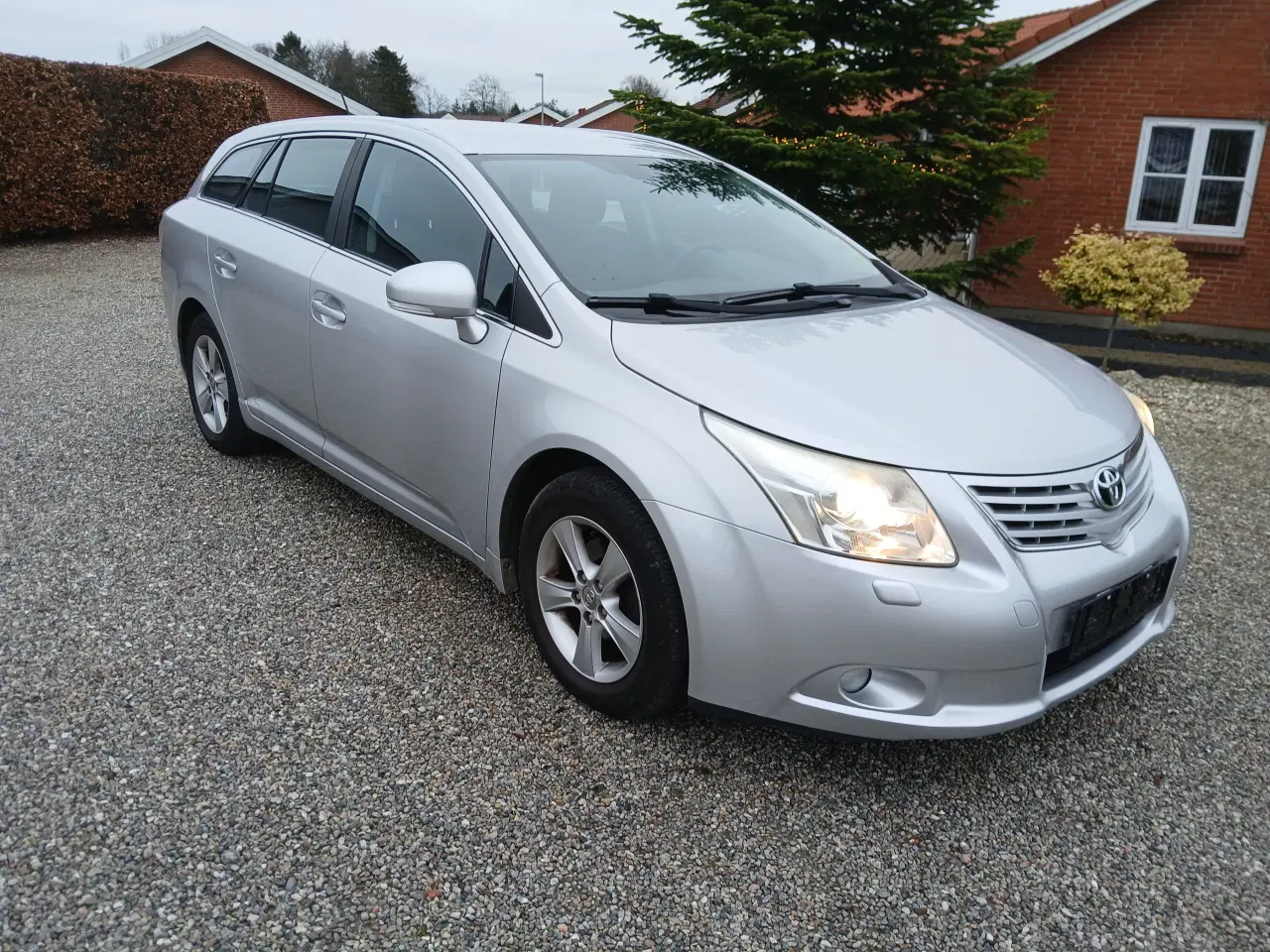 Billede 2 - Toyota  Avensis 1,8 STW  6 gears