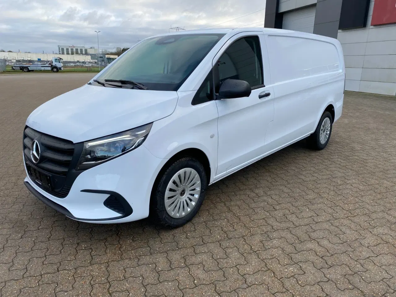 Billede 1 - Mercedes Vito 119 2,0 CDi A3 Kassevogn PRO aut. RWD