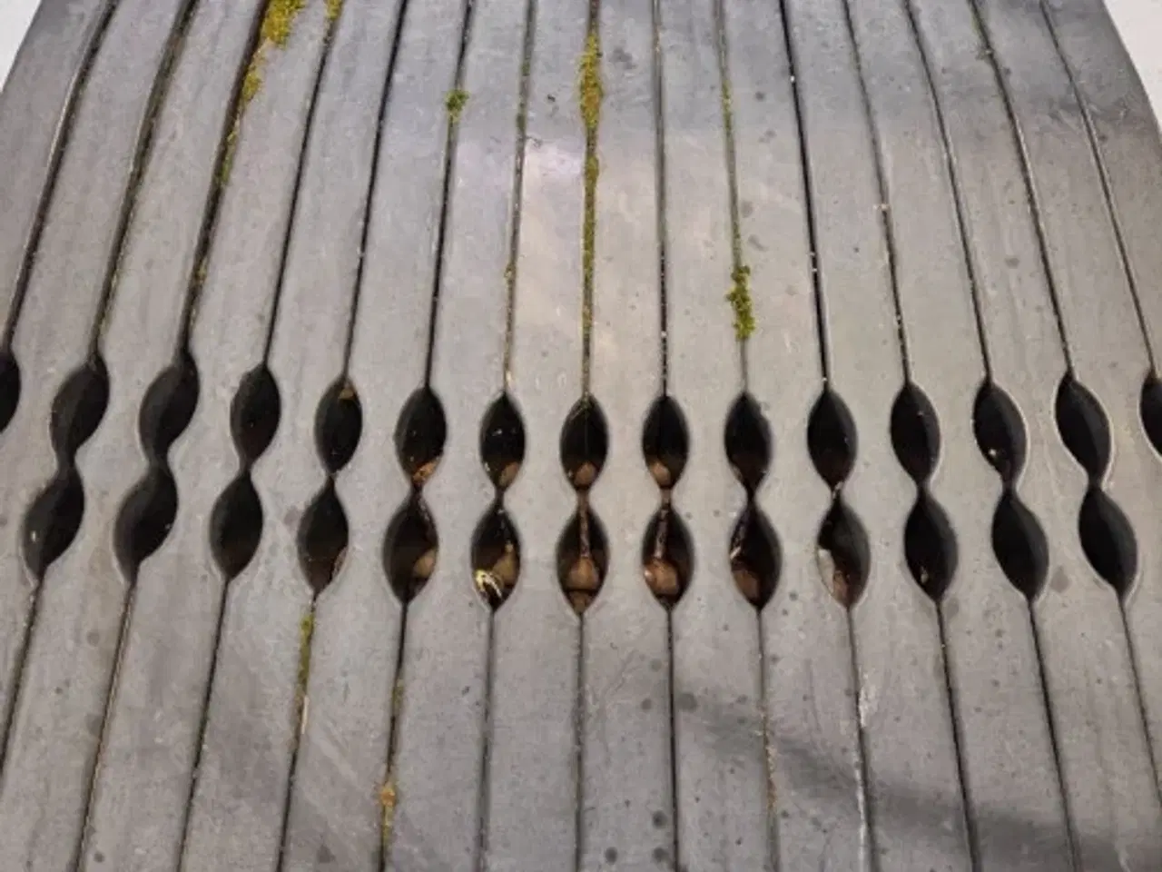 Billede 16 - New Holland T8 Frontvægt Kit 719665006