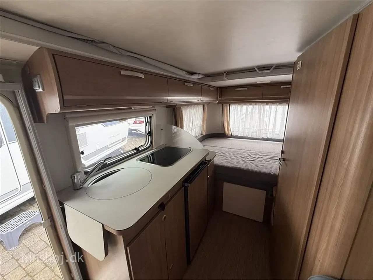 Billede 3 - 2013 - Hymer Touring Troll 550   Fin livstil vogn med god plads fra Hinshøj Caravan A/S