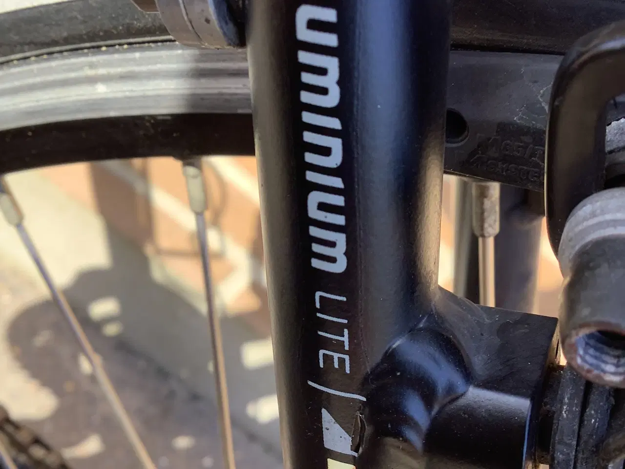 Billede 5 - CUBE TOWN 24 gear med suspension