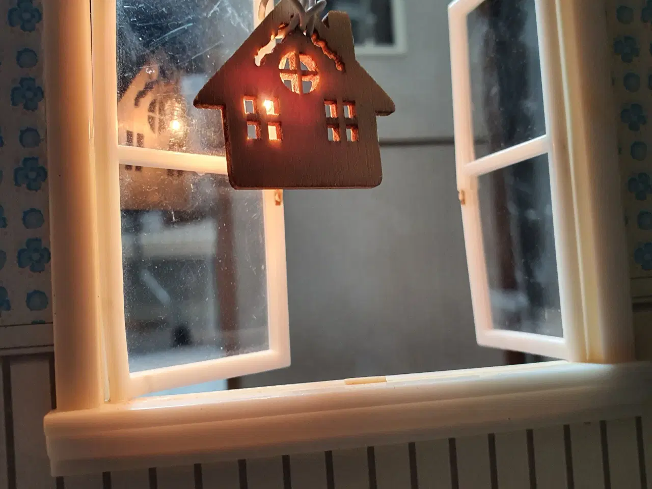 Billede 4 - Dukkehus julelamper 