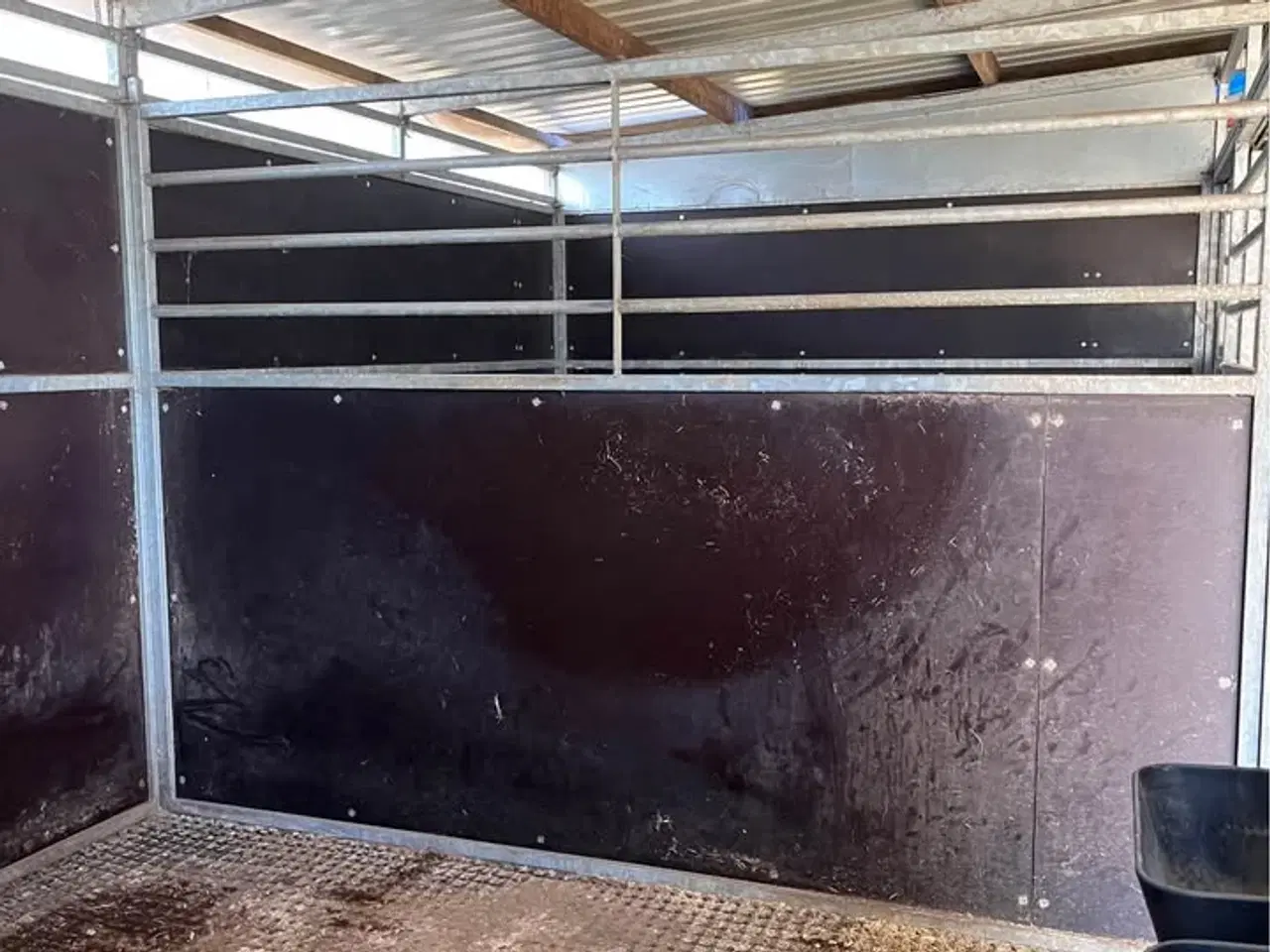 Billede 5 - Udestald 