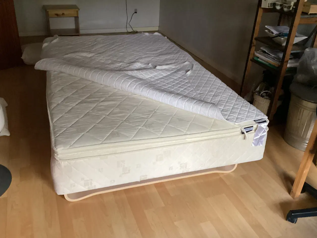 Billede 1 - Boxmadras