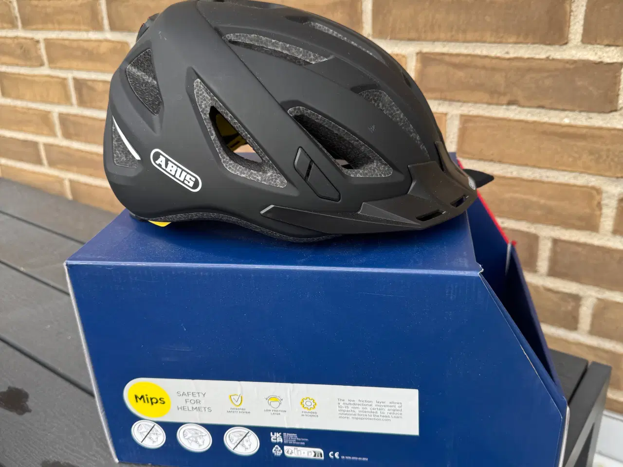 Billede 3 - Cykel hjelm /ABUS med Mips