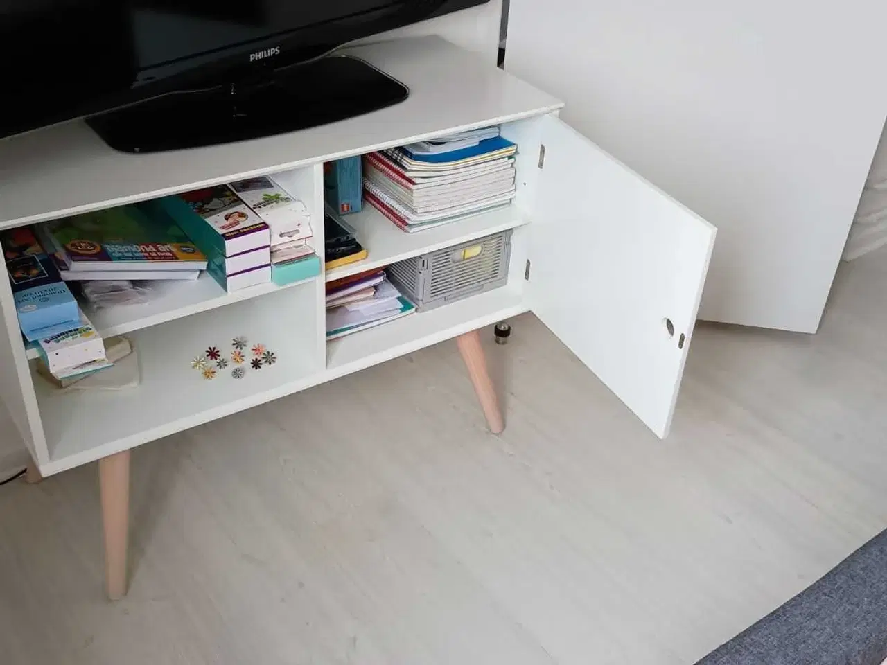 Billede 1 - Kommode, kom med bud