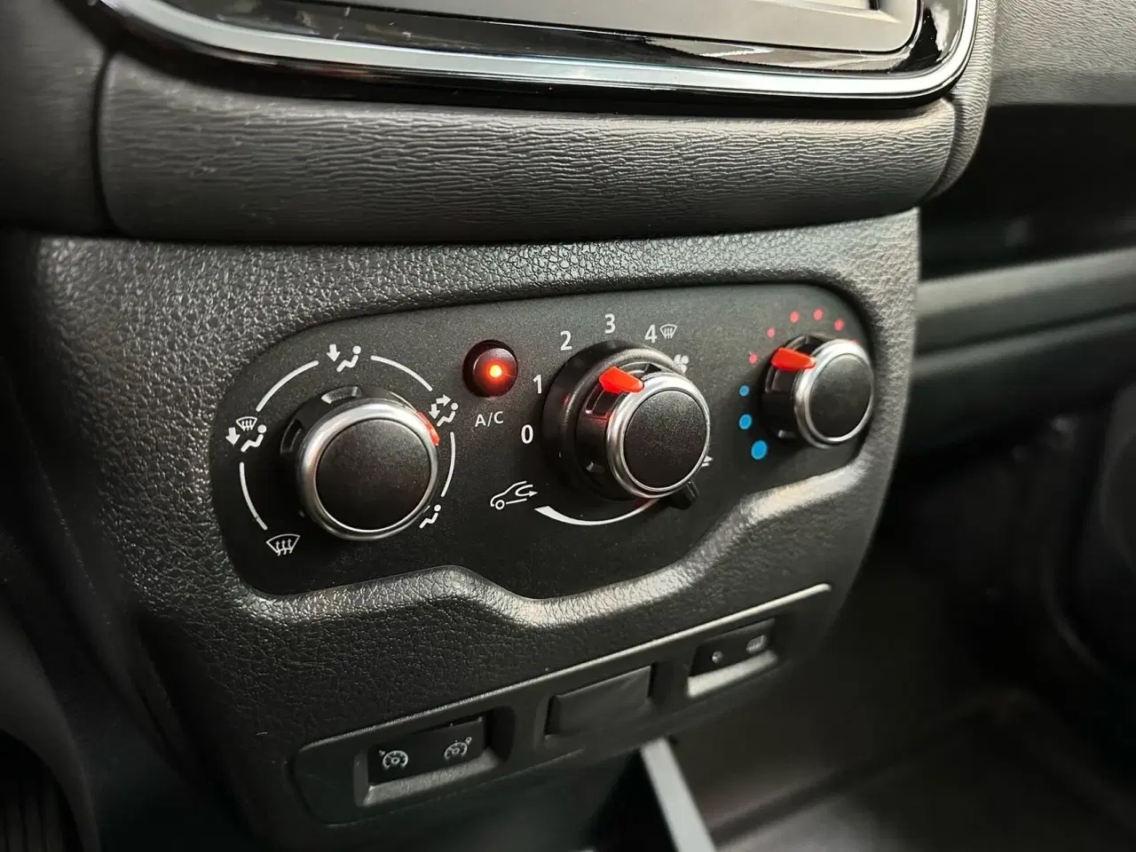 Billede 18 - Dacia Lodgy 7 Sæder 1,5 Blue dCi Stepway Start/Stop 95HK 6g