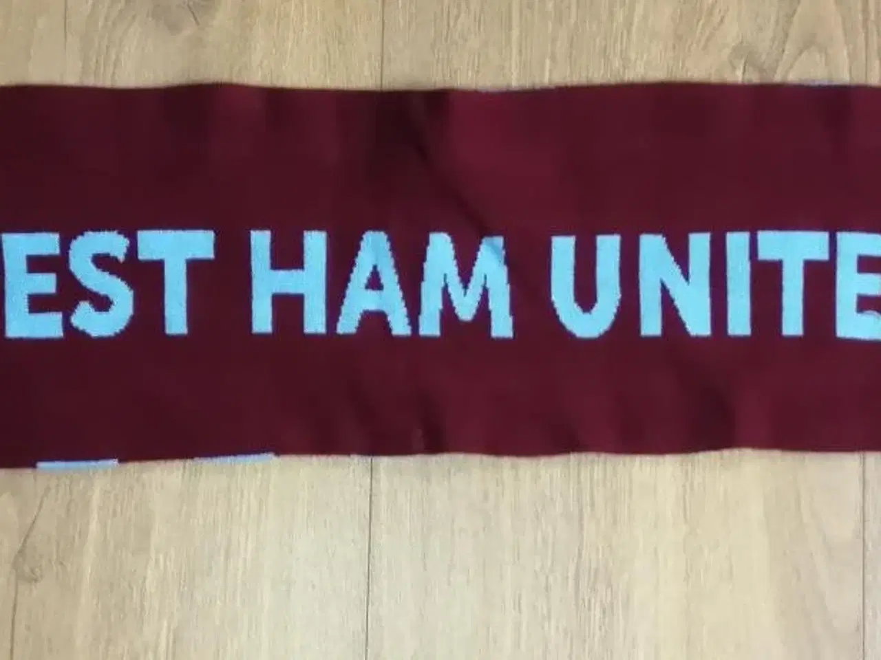Billede 1 - NYT WEST HAM UNITED HALSTØRKLÆDE, 135 CM