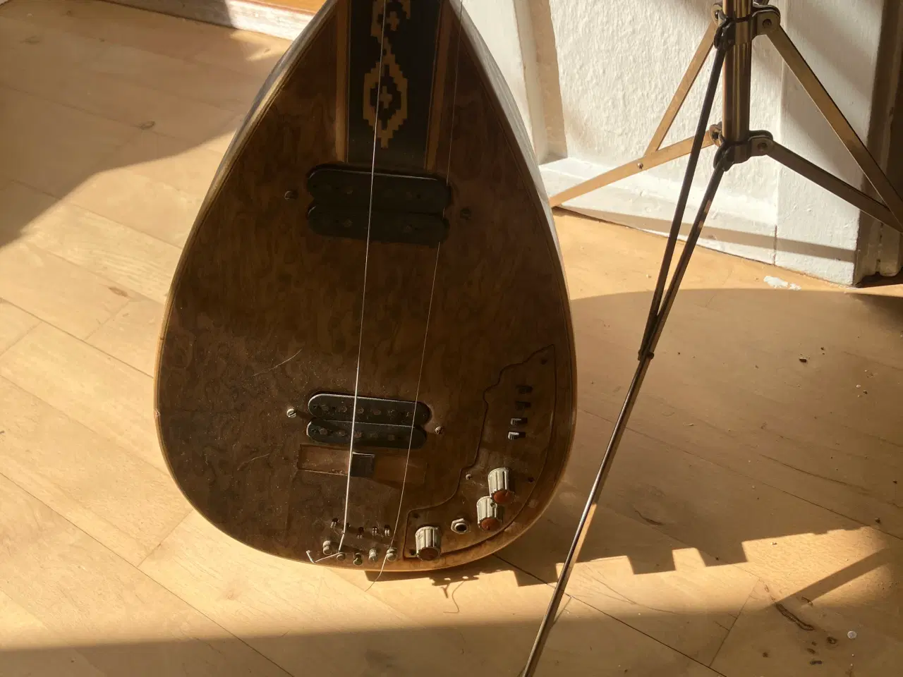 Billede 1 - Türkisk elektro saz