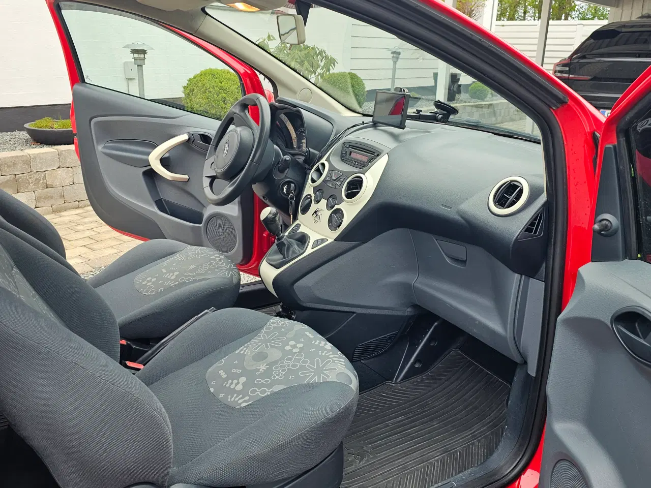 Billede 8 - Flot Ford Ka kun kørt 71500 km