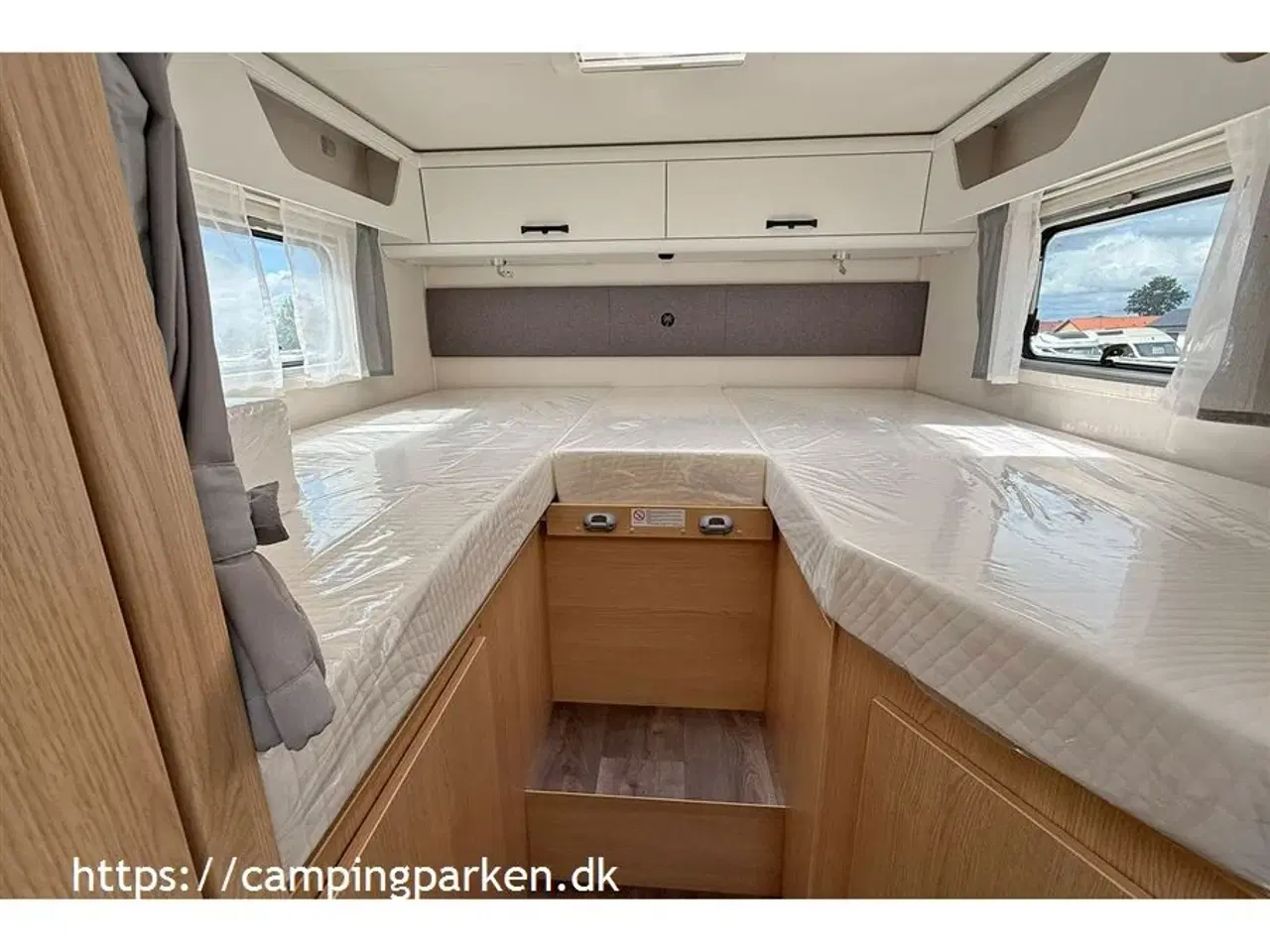 Billede 11 - 2025 - SunLight T 67 Adventure   Sunlights populære model med enkeltsenge, sænkeseng, Nordic pakke og meget udstyr!