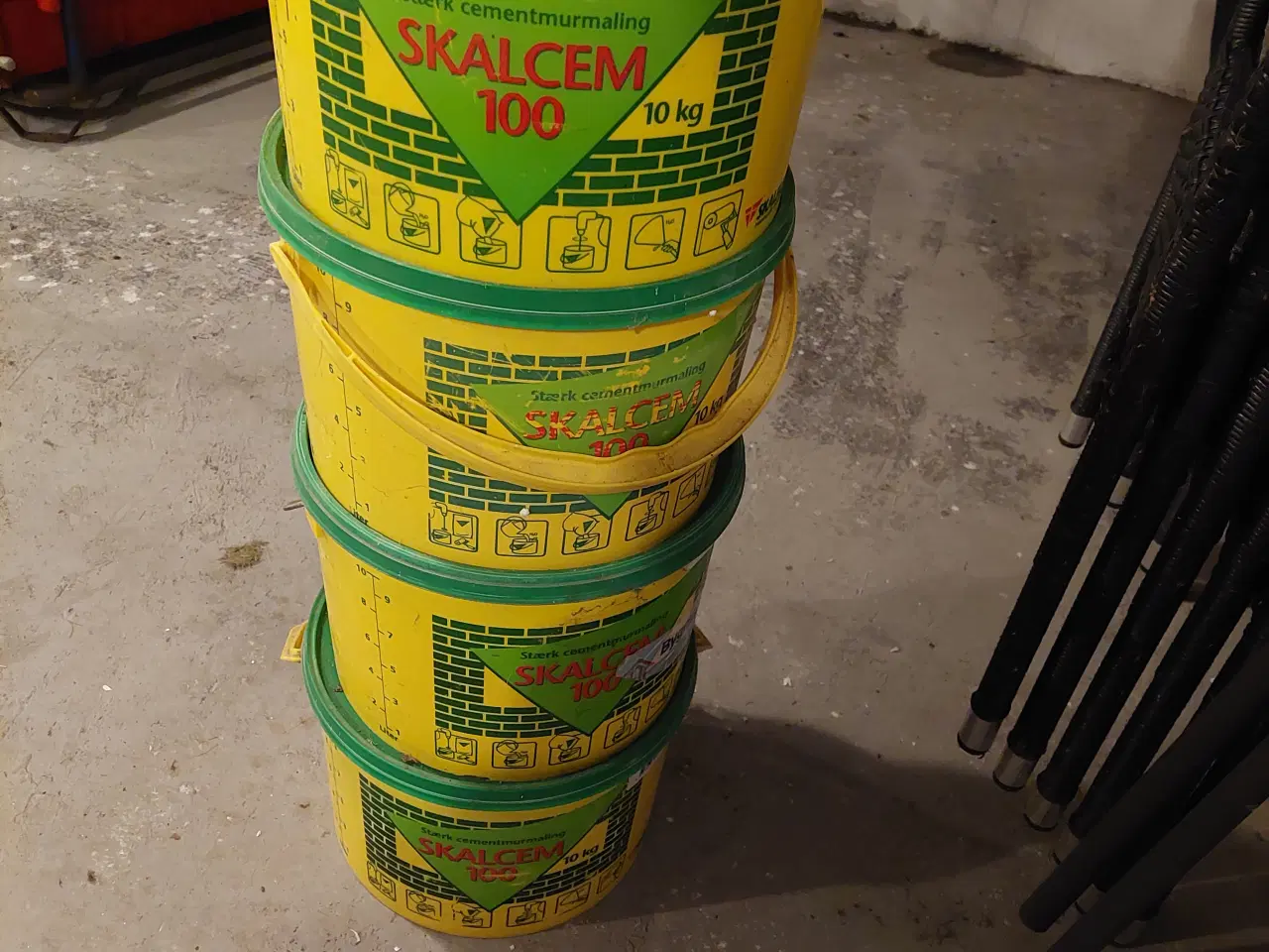 Billede 1 - Skalcem 100 skagengul, 4 spande