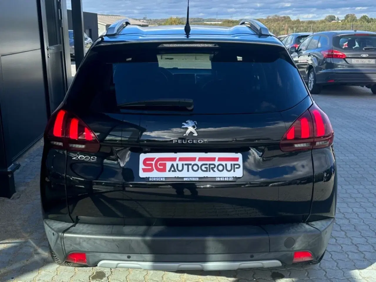 Billede 4 - Peugeot 2008 1,2 e-THP 110 Allure Sky