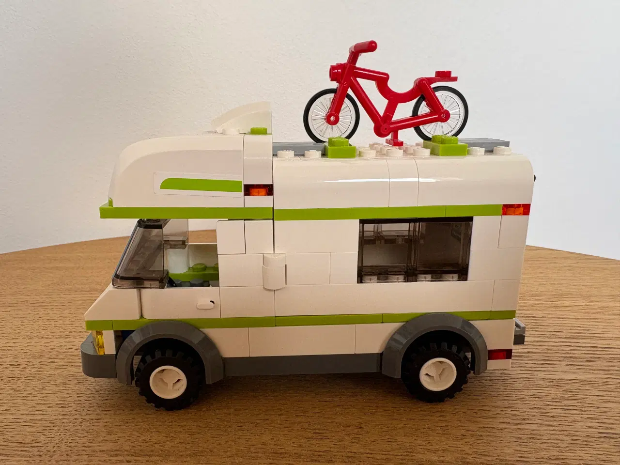 Billede 3 - LEGO City 7639 – Campervan (2009) — Udgået