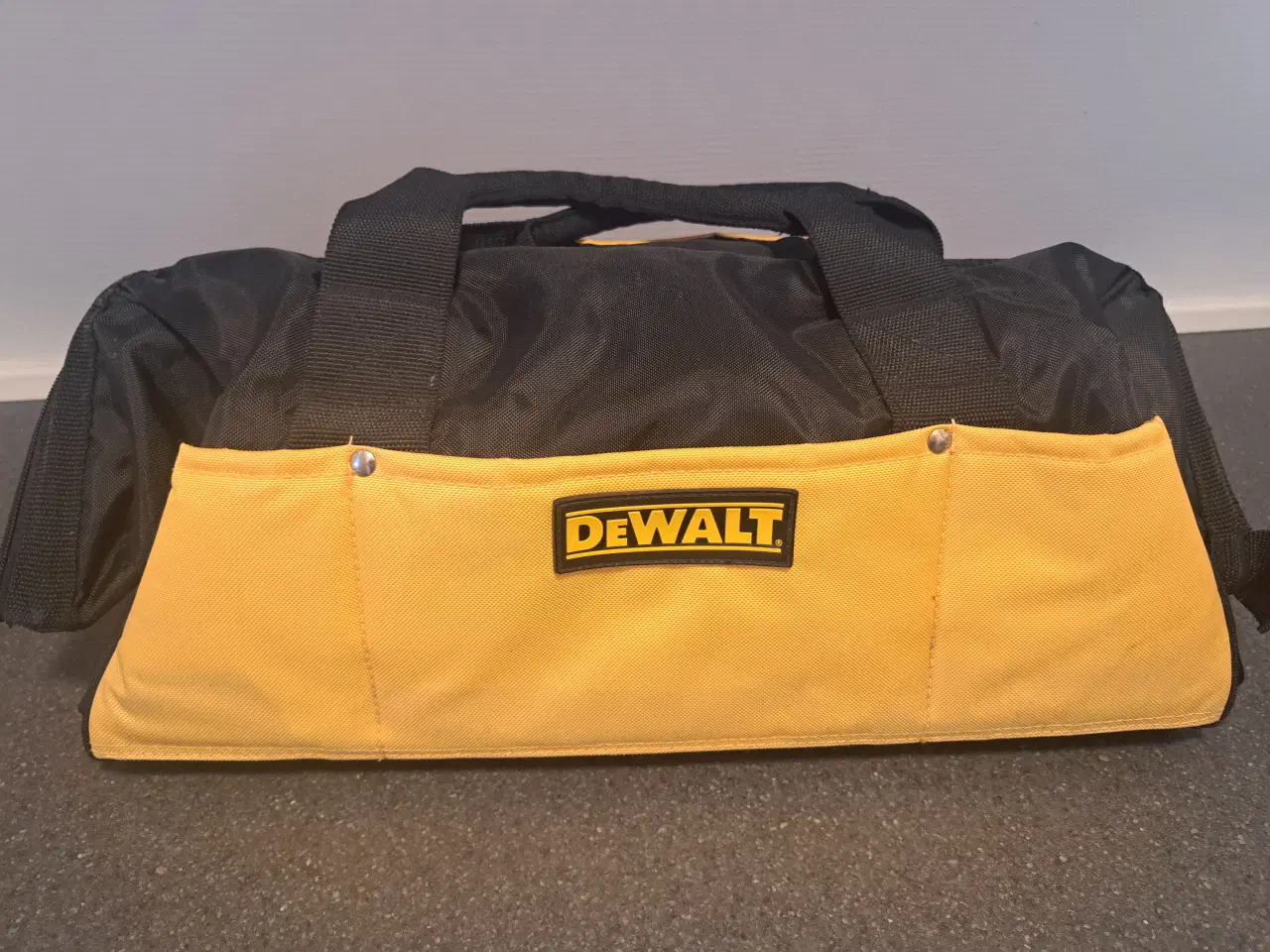 Billede 1 - Dewalt Værktøjstaske 