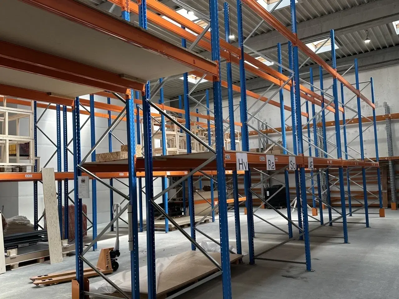 Billede 3 - 450 m2 højlager til leje centralt i Skovlunde