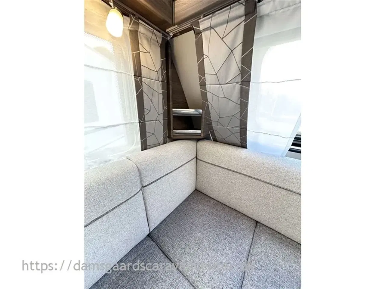 Billede 15 - 2020 - Knaus Sport 540 UE Silver Selection   Enkeltsenge-Mover-Markise-Gulvvarme-Solsejl
