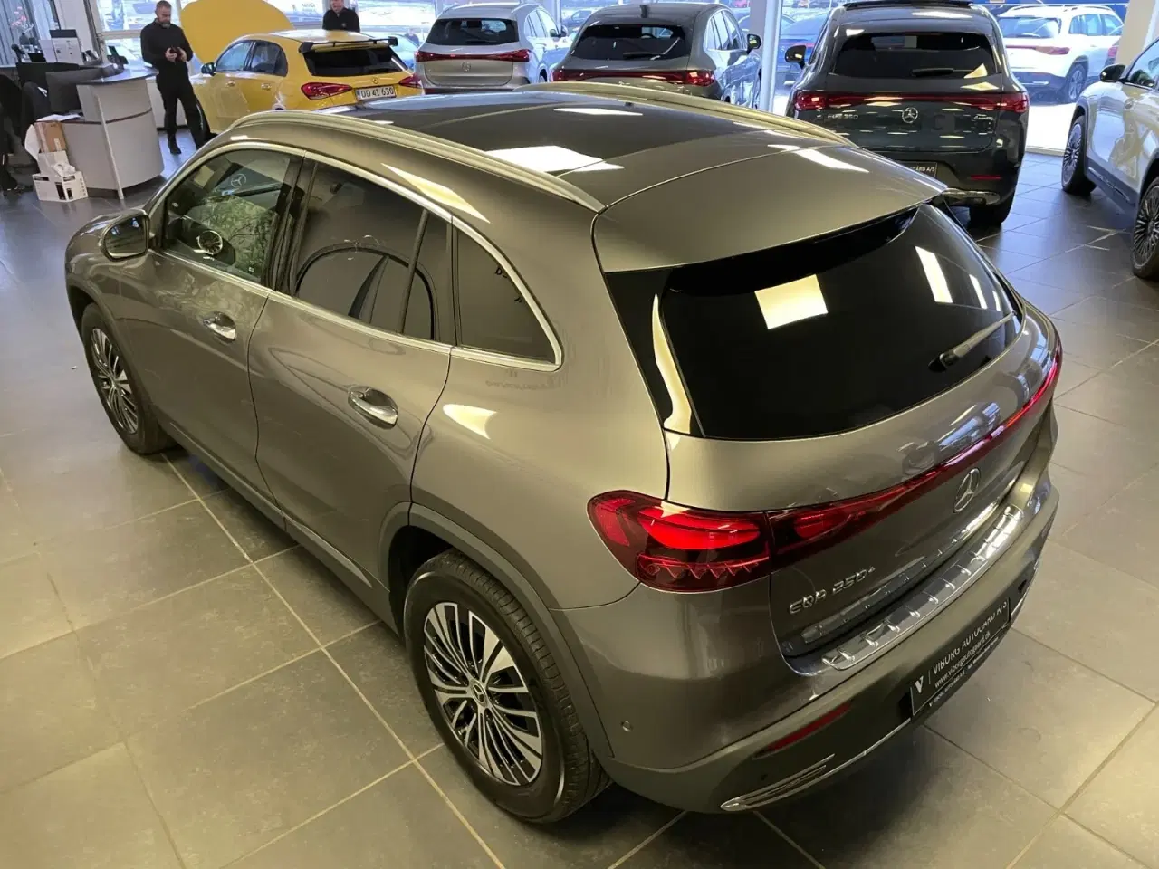 Billede 6 - Mercedes EQB250+ Electric Art