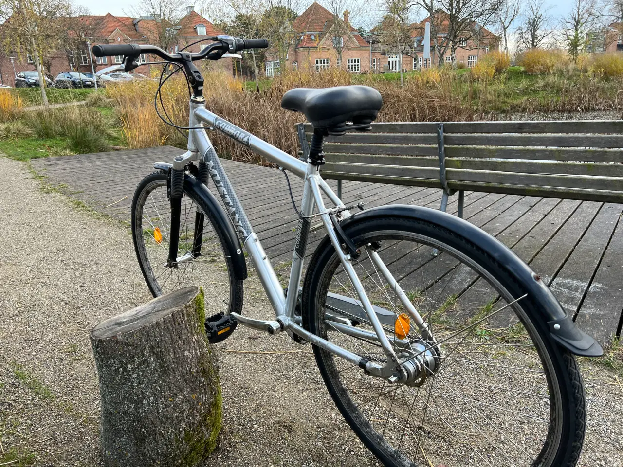 Billede 2 - Nyserviseret cykel, affjedret forgaffel og saddel 