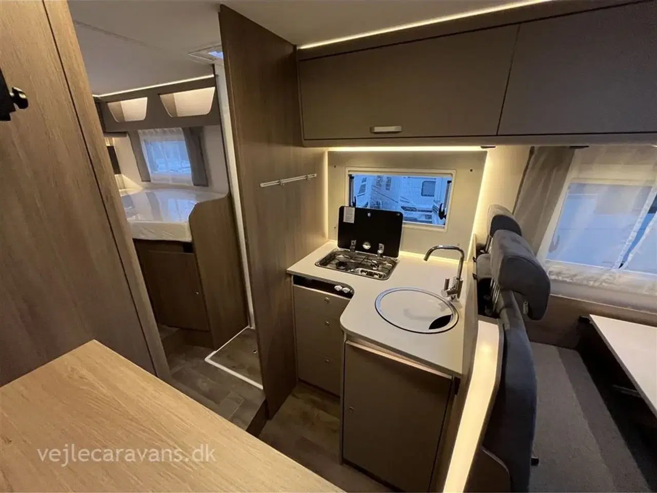 Billede 13 - 2026 - Carado T 447