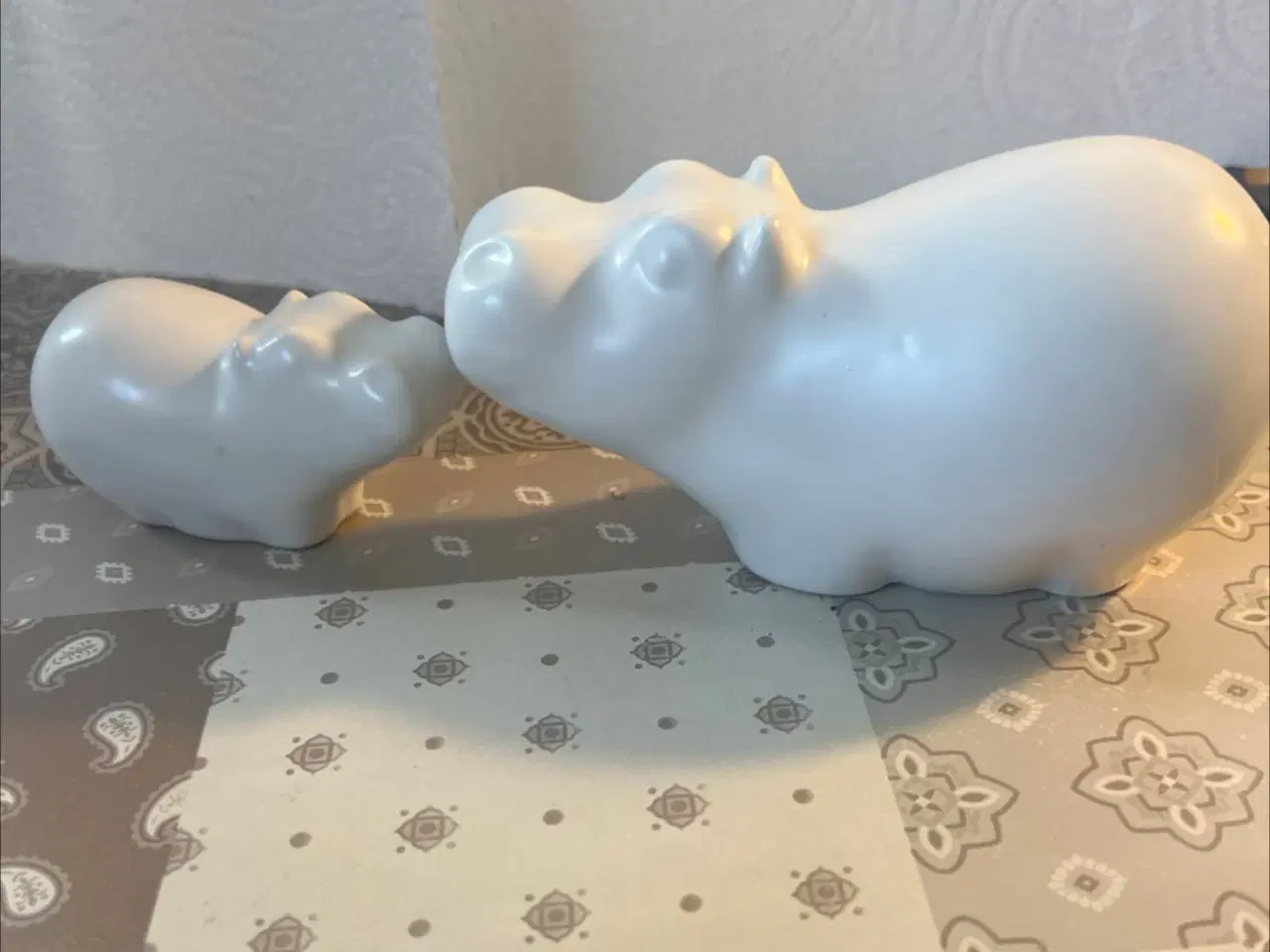 Billede 1 - Flodhest og føl