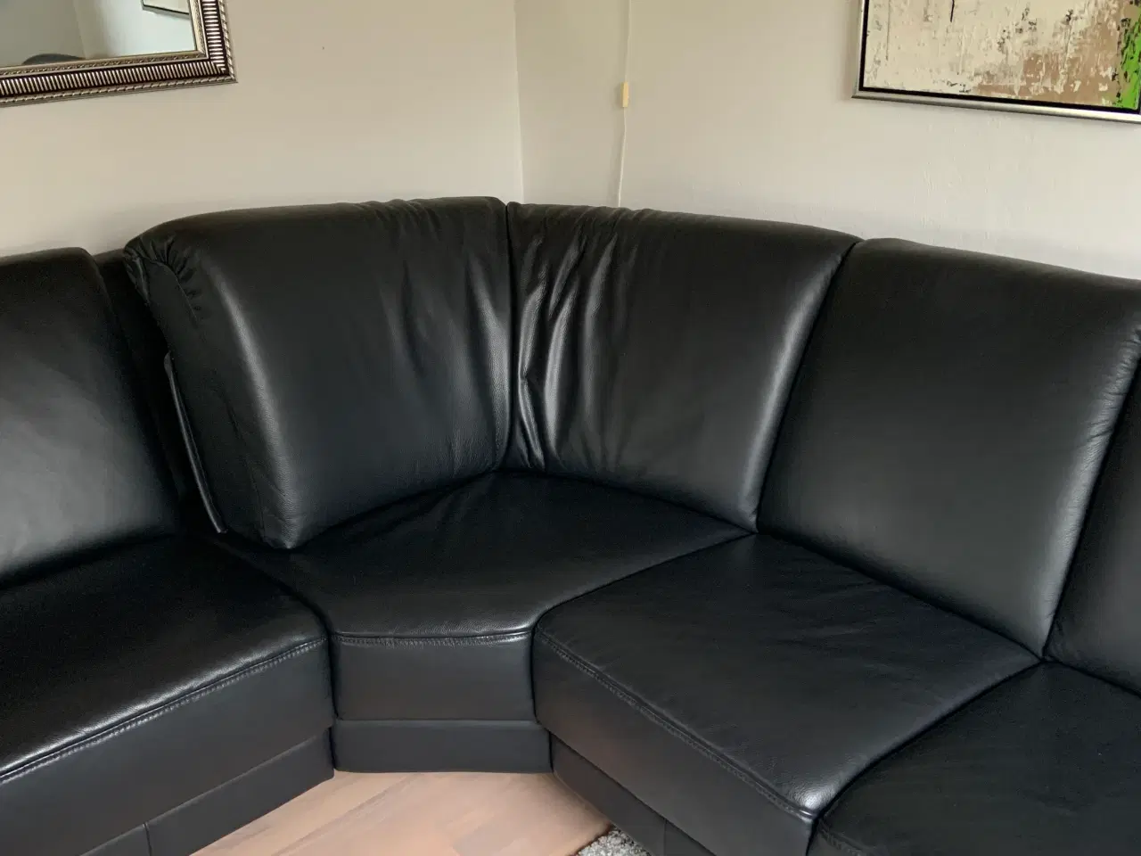Billede 3 - Hjørnesofa  Homilla . Meget velholdt Nypris 37.000