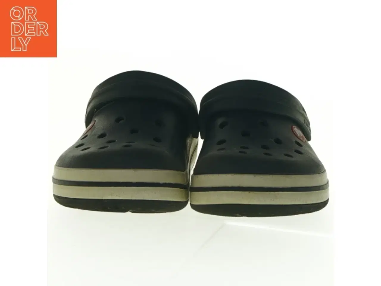 Billede 5 - Brugte sorte Crocs sandaler fra Crocs (str. 32)
