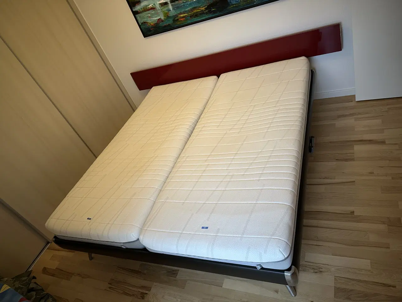 Billede 2 - Meget pæn og velholdt Auping elevation seng m/gavl