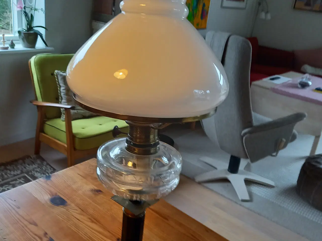 Billede 1 - Petroleum lampe.