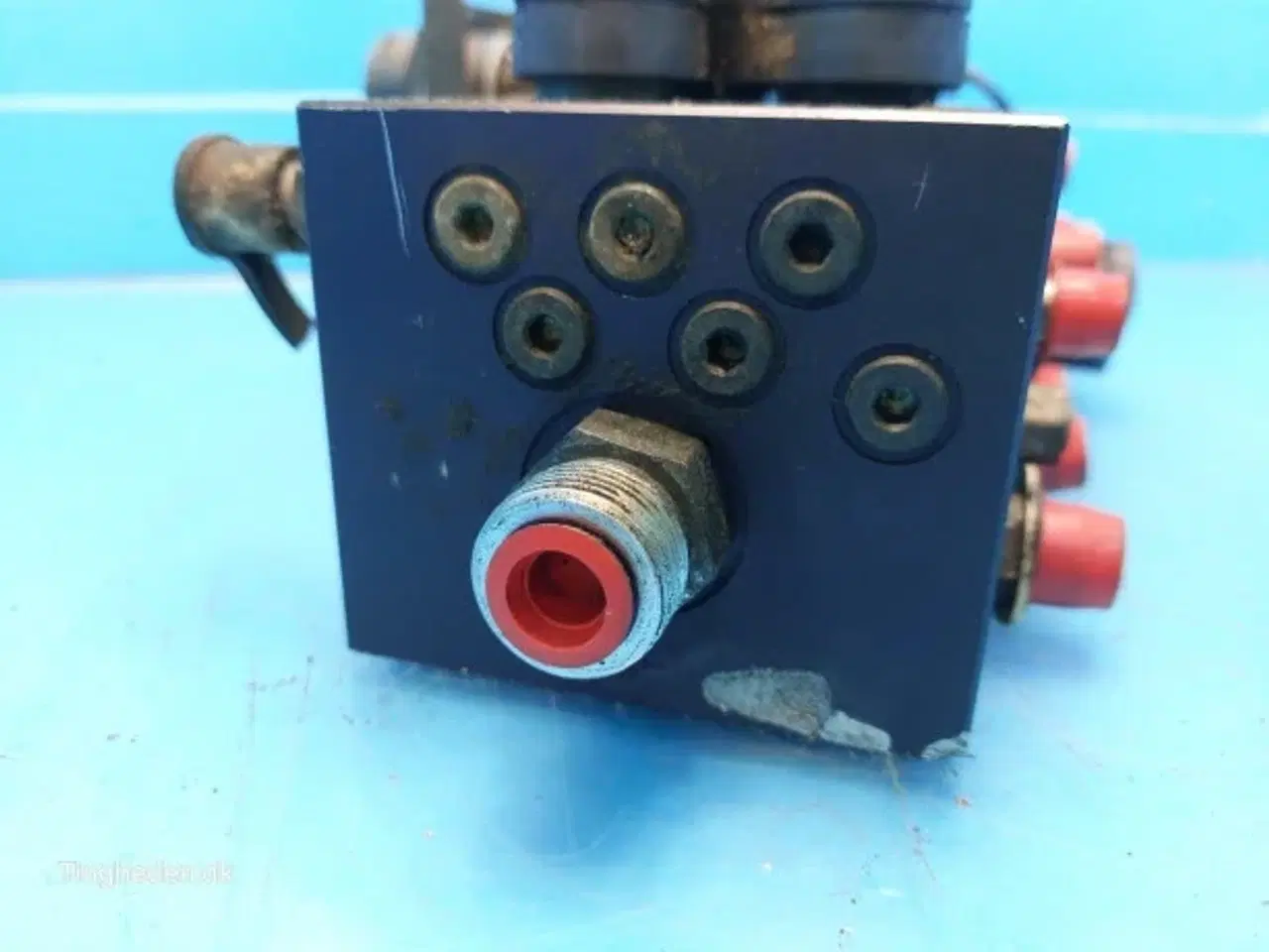 Billede 5 - John Deere T660I Hydraulikventil AH232198