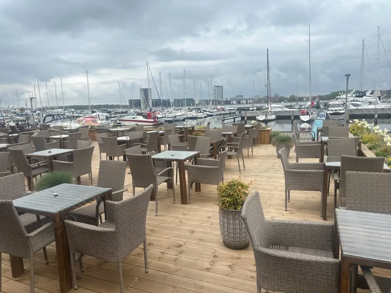 Billede 3 - Tralle  Cafebord på  mål
