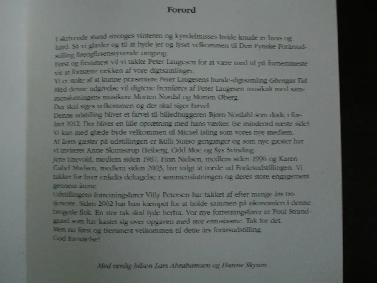 Billede 2 - chengas tid - hundedigte , af peter laugesen, emne