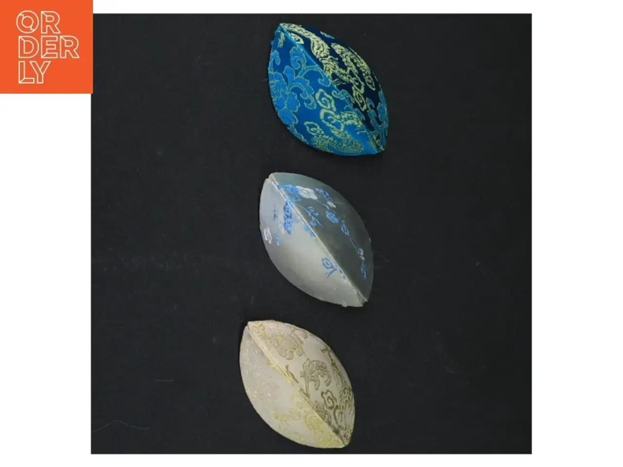 Billede 3 - Tre smykke punge (str. 7 cm)