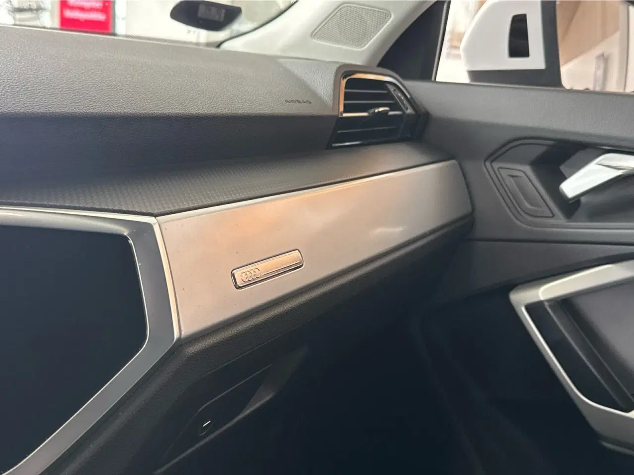 Billede 18 - Audi Q3 45 TFSi e Prestige S-tr.