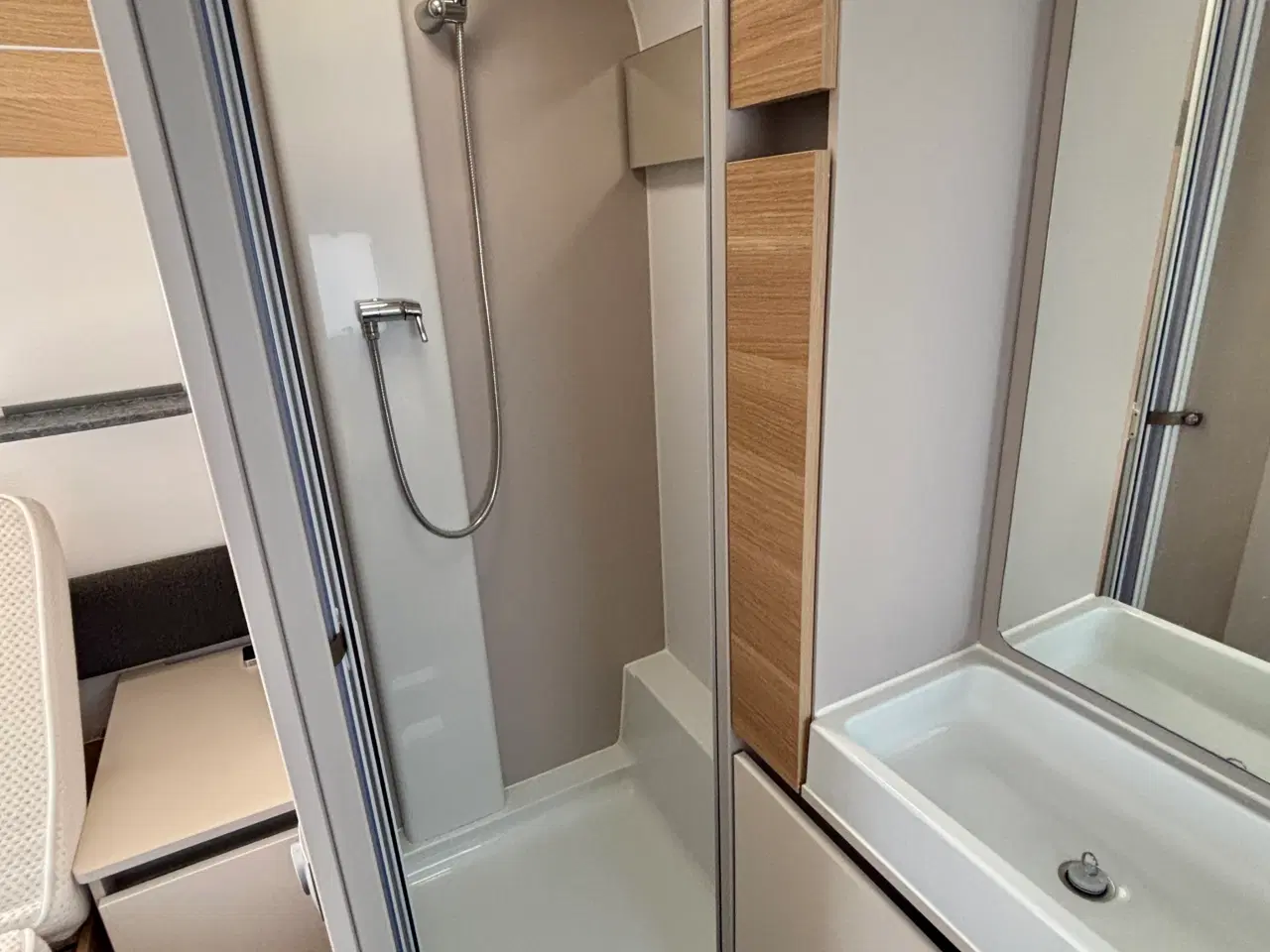 Billede 9 - Adria Adora 613 UT – Årgang 2022