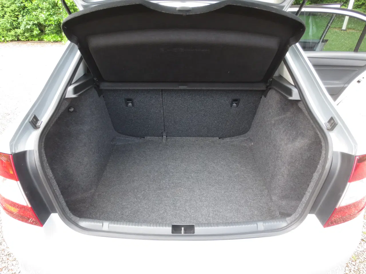 Billede 12 - Skoda Rapid 1.2 TSi 105 Hk År 15. Nys, 