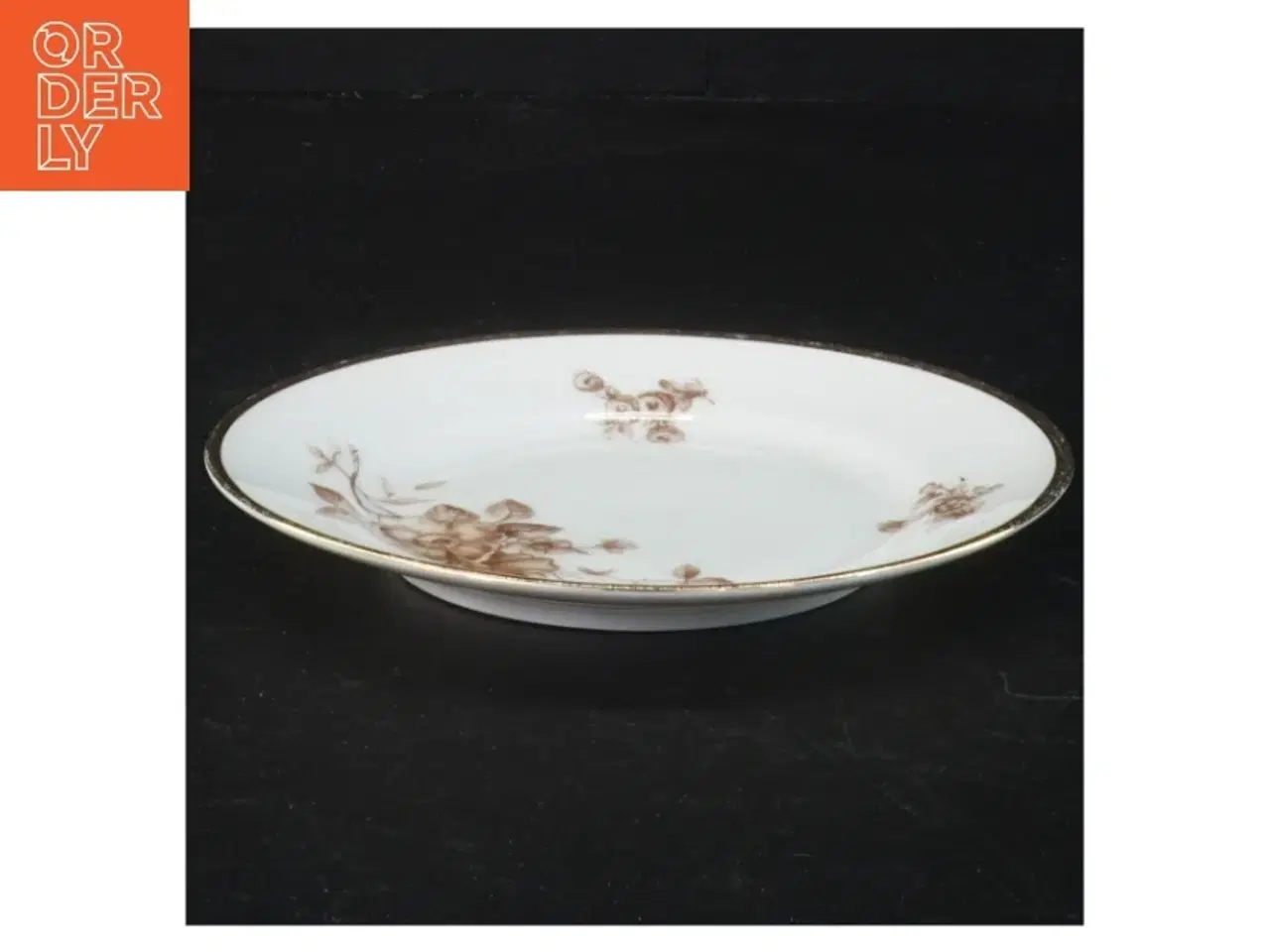 Billede 2 - Porcelænstallerkener med blomstermotiv (str. Ø 15 cm)