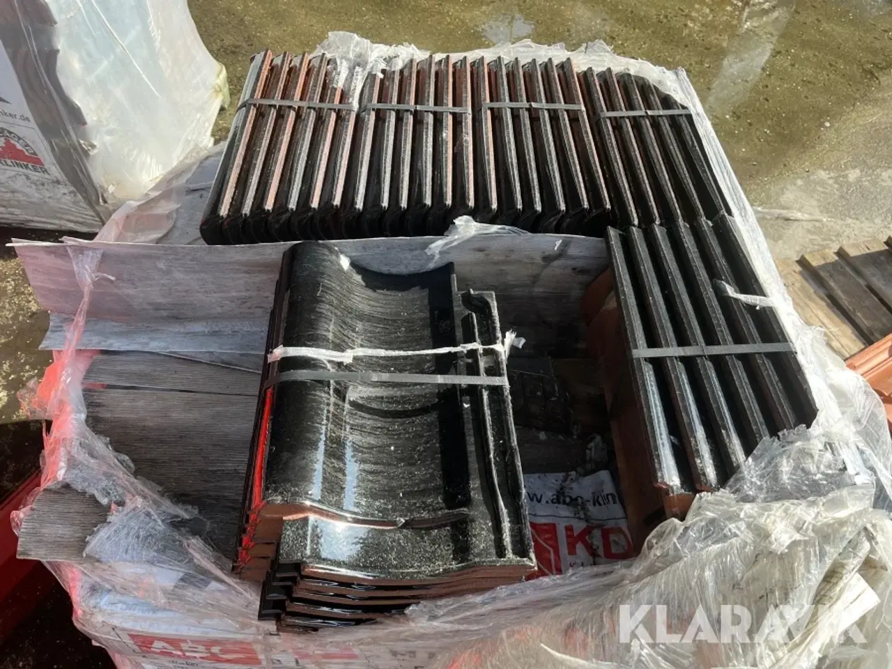 Billede 1 - Tegl Tagsten ABC Teuto Sort glaseret 5 paller