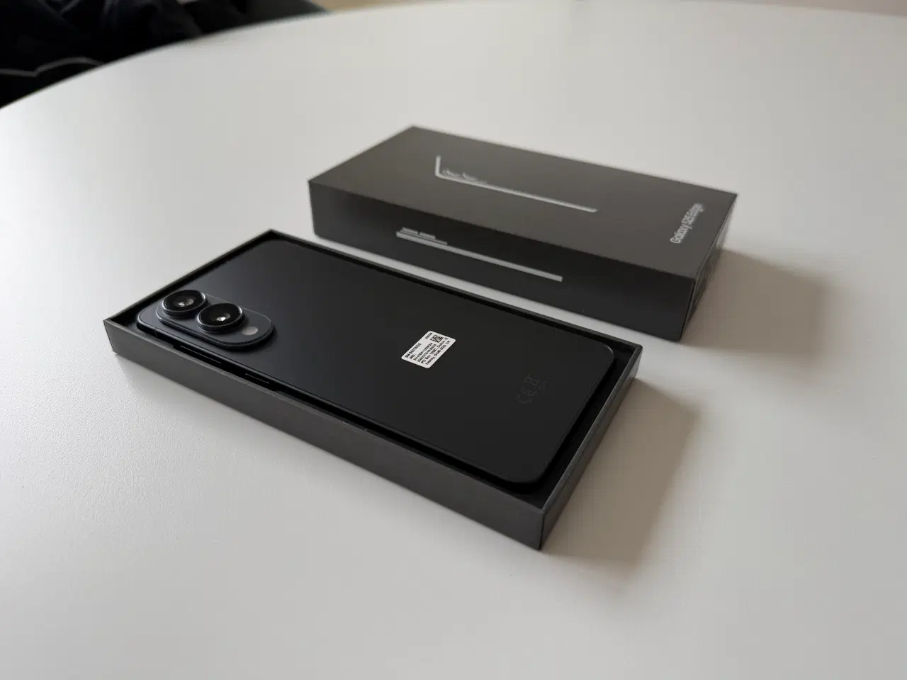 Billede 1 - Samsung Galaxy S25 Edge med 12GB RAM / 256 GB